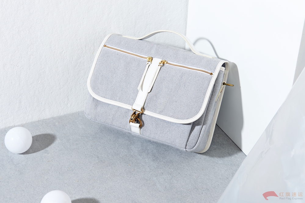 16585632332899.jpg 攝圖網_500990327_包包女士男士手提包錢包斜挎包背包(企業商用)_副本.jpg